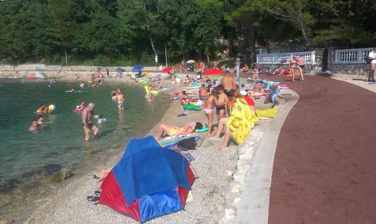 Apartmani Ban Omišalj المظهر الخارجي الصورة